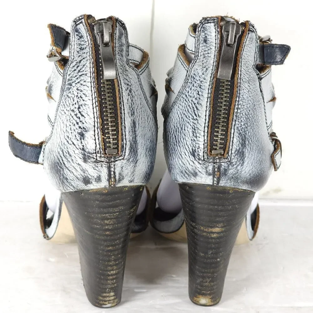 Mia MLE Women's Monterey US 7M Gray Silver Distressed Leather Open Toe Sandals